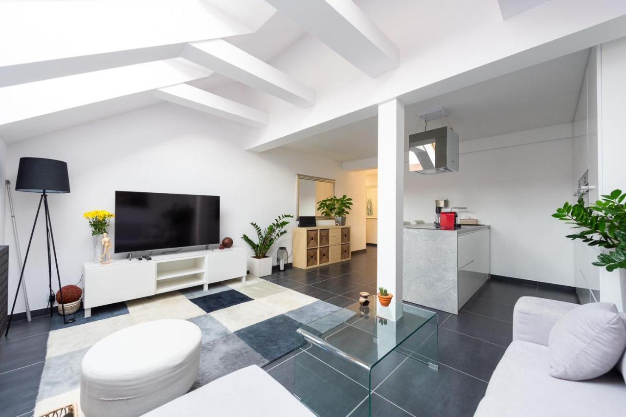 Modaloft Duplex By Rentez 프라하 외부 사진